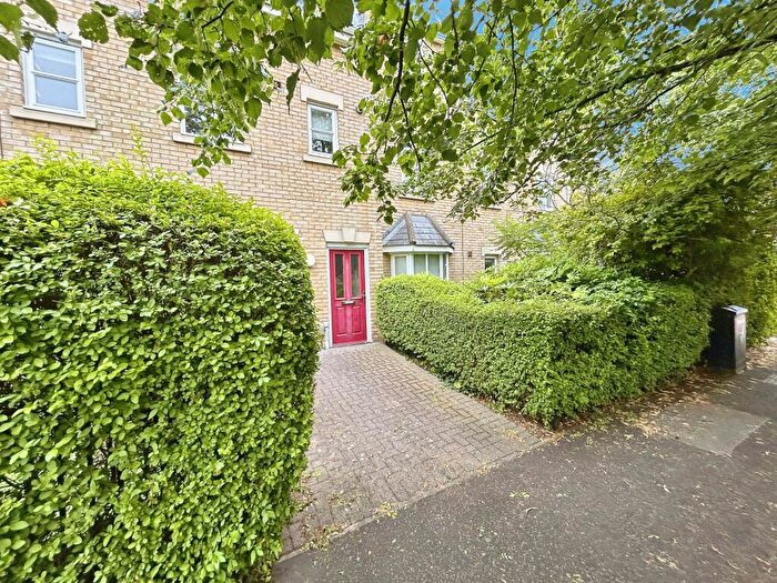 2 Bedroom Maisonette To Rent In The Meads, New Writtle Street, Chelmsford, CM2