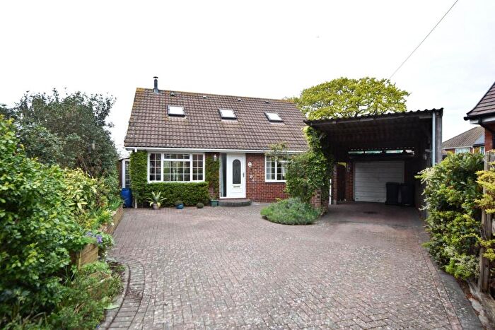 3 Bedroom Detached Bungalow For Sale In Findon Road, Elson, Gosport, PO12