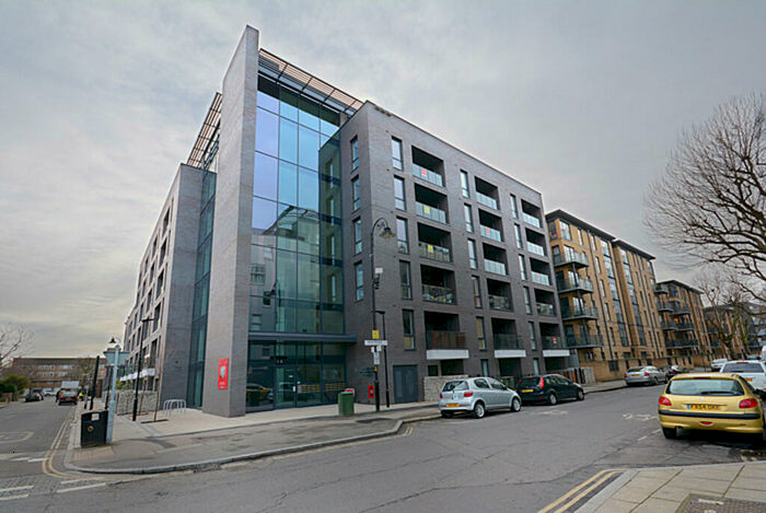 2 Bedroom Apartment To Rent In The Porter Building, Bermondsey, SE16