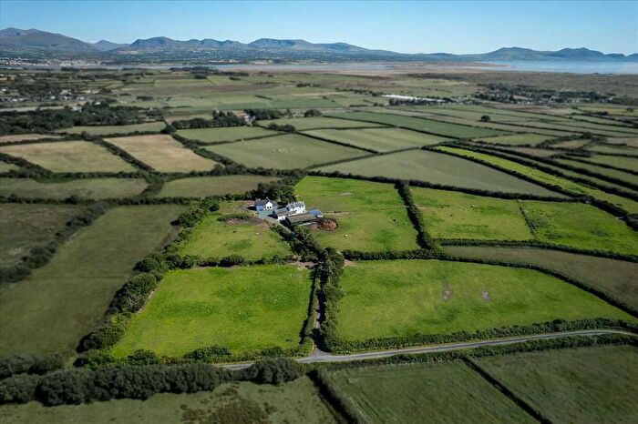 7 Bedroom Detached House For Sale In Newborough, Llanfairpwllgwyngyll, LL61