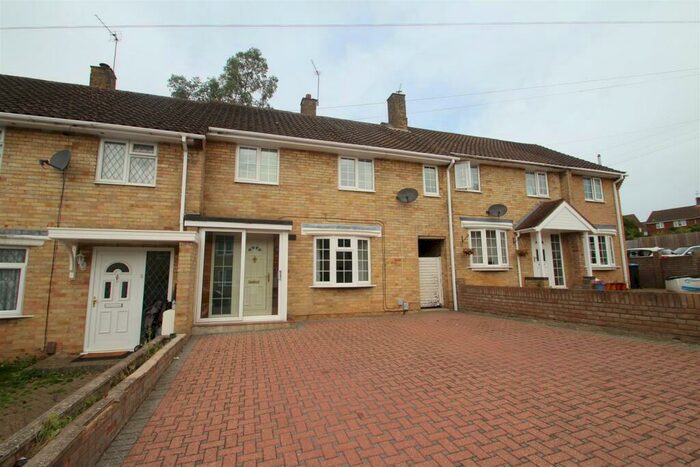 3 Bedroom House To Rent In Cotesmore Road, Hemel Hempstead, HP1