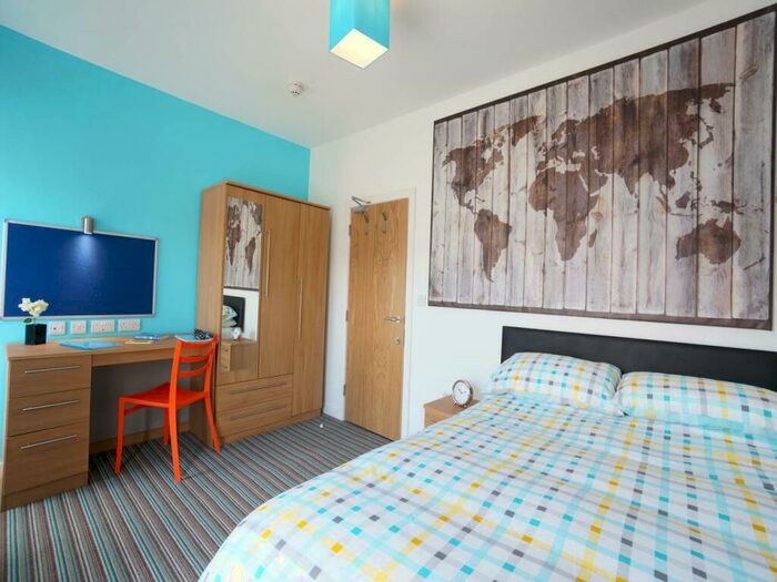 4 Bedroom House To Rent In Caernarfon Road, Bangor, Gwynedd, LL57