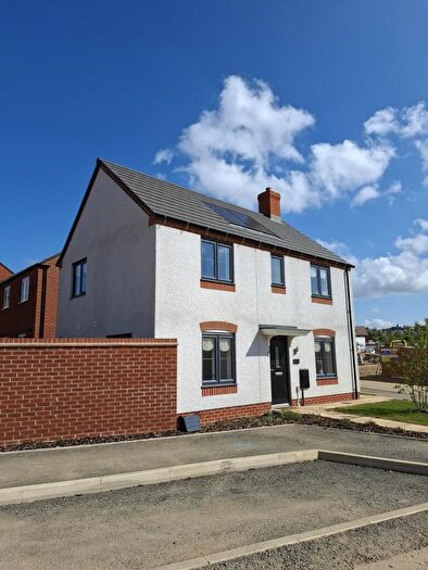 3 Bedroom Detached House For Sale In Birch Grove, Northampton, NN7