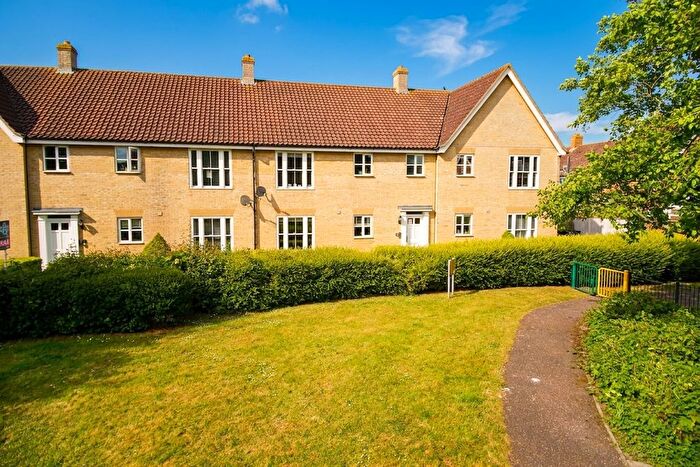2 Bedroom Flat For Sale In Bromedale Avenue, Mulbarton, Norwich, NR14