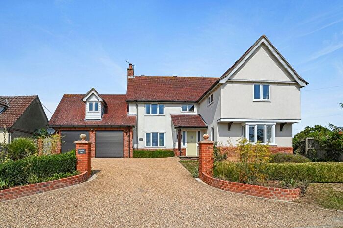 5 Bedroom Detached House For Sale In Brettenham Road, Buxhall, IP14