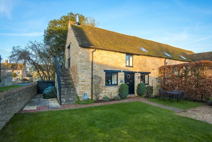 3 Bedroom Barn Conversion To Rent In Abelwood Road, Long Hanborough, Witney, OX29