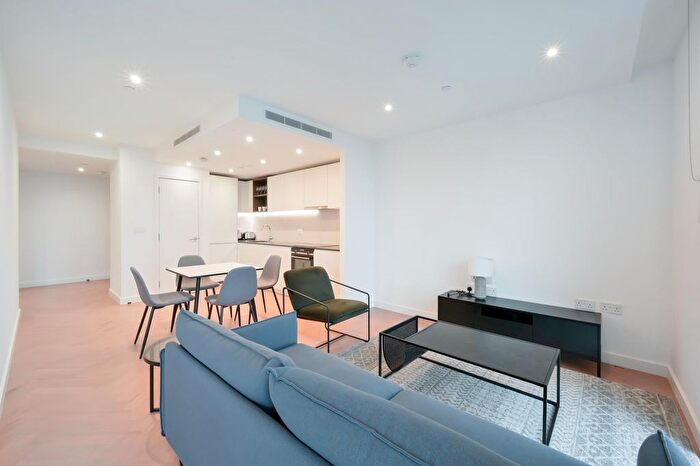 1 Bedroom Flat To Rent In One Thames Quay, Marsh Wall, London, E14