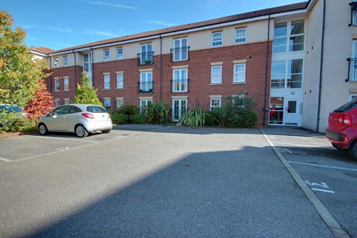 2 Bedroom Flat For Sale In Flat Acklam Court, Beverley, HU17