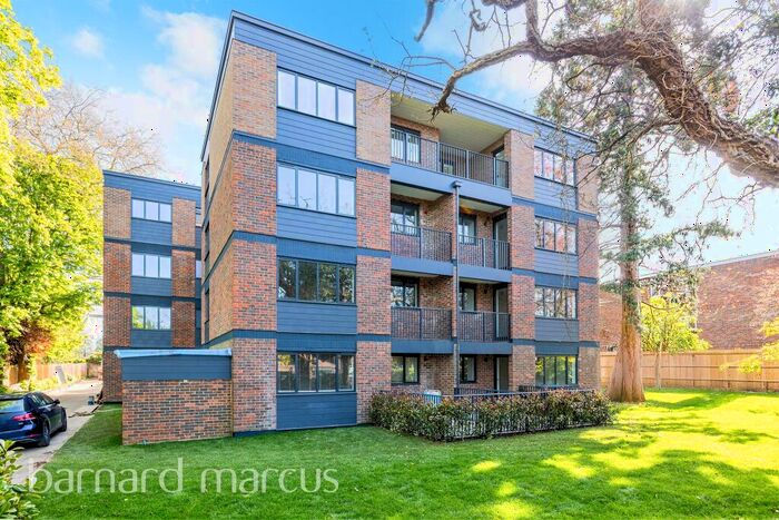 1 Bedroom Apartment For Sale In Alexandra Road, Epsom, KT17