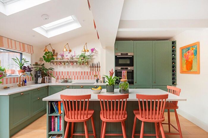 4 Bedroom Terraced House For Sale In St. Werburghs Road, St. Werburghs, BS2