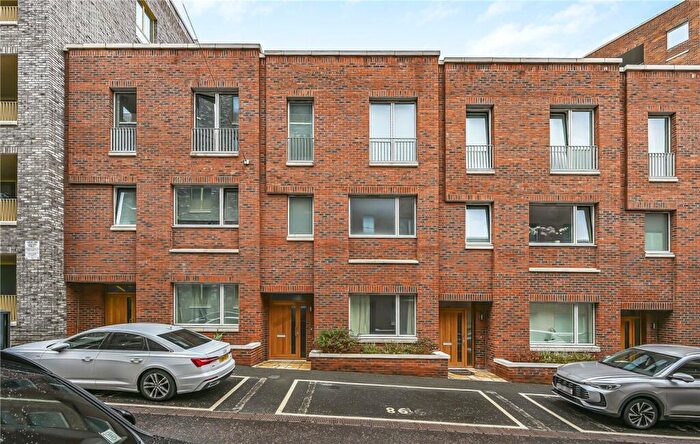 4 Bedroom Terraced House For Sale In Benson Street, Barking, IG11