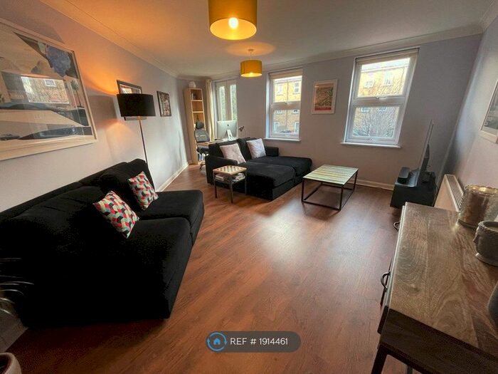 2 Bedroom Flat To Rent In Brayards Road, London, SE15