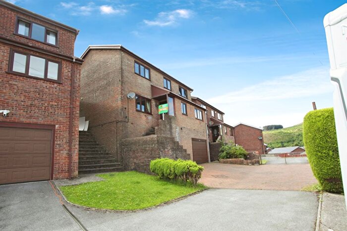 4 Bedroom Detached House For Sale In Rhondda Fechan Farm Estate, Ferndale, CF43