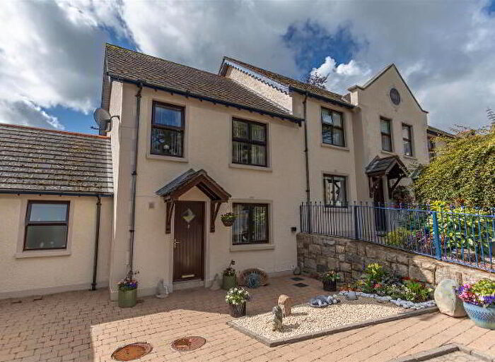 3 Bedroom Detached House For Sale In The Close, Newcastle, BT33