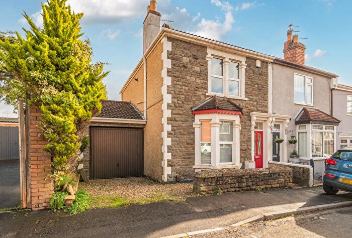 2 Bedroom End Terrace House For Sale In Edgeware Road, Staple Hill, Bristol, South Gloucestershire, BS16