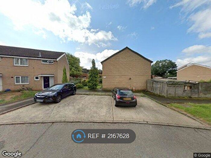 3 Bedroom Terraced House To Rent In Harefield Road, Northampton, NN3