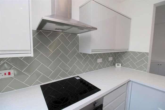 3 Bedroom Terraced House To Rent In East Road, Tylorstown, Ferndale, CF43