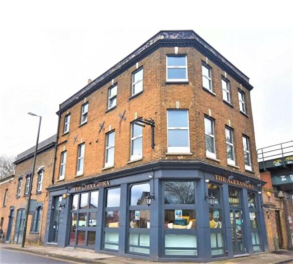 Studio To Rent In Parish Lane, London, SE20