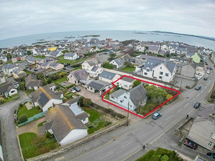 4 Bedroom Detached House For Sale In Ffordd Maelog, Rhosneigr, LL64
