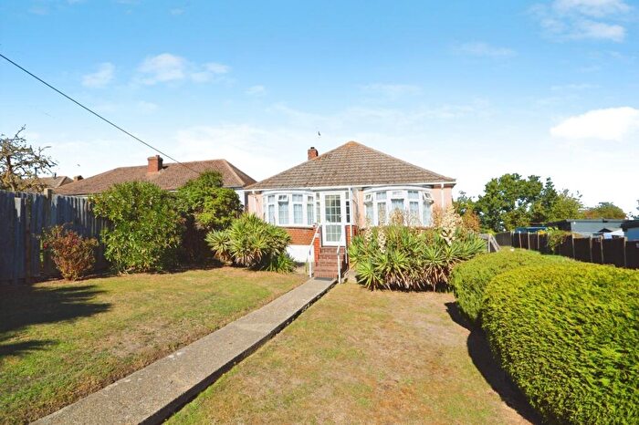 3 Bedroom Bungalow For Sale In Main Road, Hoo, Rochester, Kent, ME3