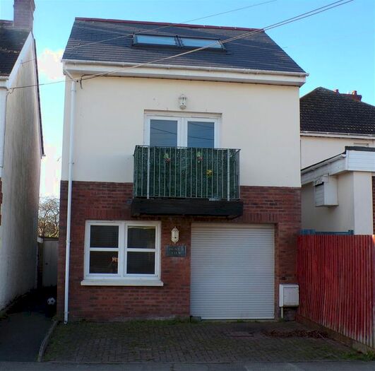 2 Bedroom Detached House To Rent In Wrafton Road, Braunton, EX33