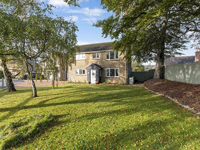 3 Bedroom Detached House For Sale In Limerick Close, Milborne Port, Sherborne, DT9
