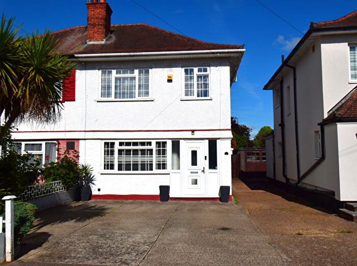 3 Bedroom Semi-Detached House To Rent In Frogmore Avenue, Hayes, UB4