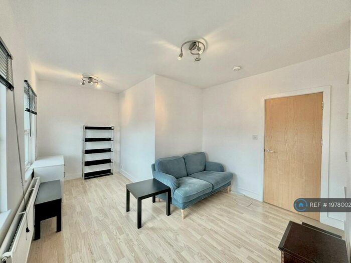 1 Bedroom Flat To Rent In Hertslet Road, London, N7