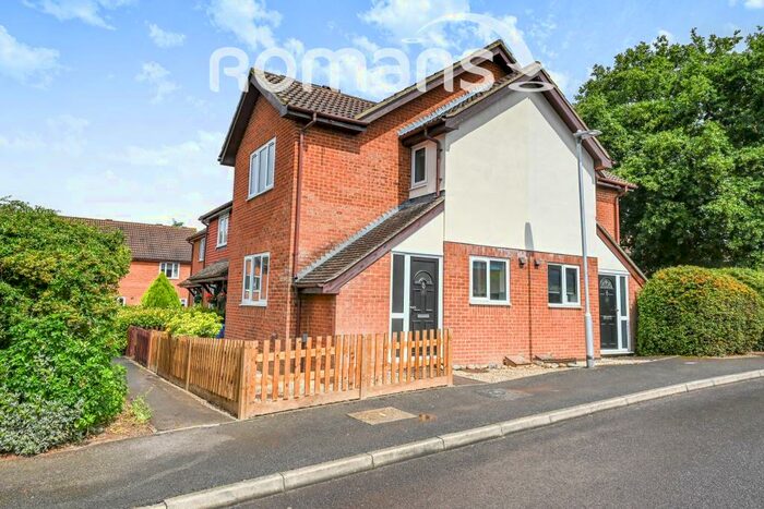 1 Bedroom End Of Terrace House To Rent In Staffordshire Croft, Warfield, RG42