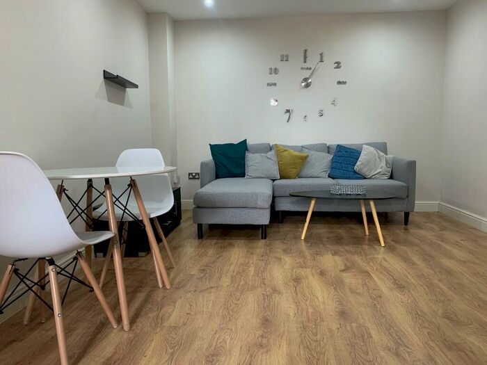 2 Bedroom Flat To Rent In Citrus House, Dale Street, Liverpool, Merseyside, L2