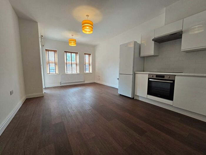 1 Bedroom Flat To Rent In Evry Road, Pender Court, DA14