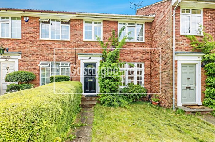 3 Bedroom House To Rent In Oakfields, Guildford, GU3