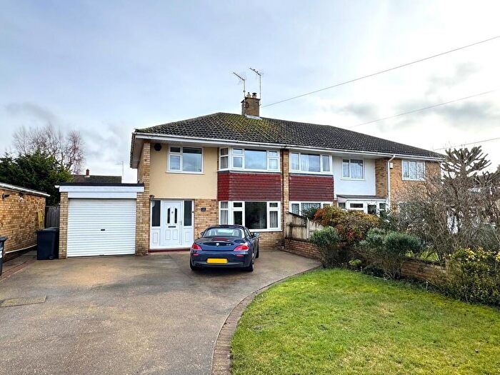 3 Bedroom Semi Detached House For Sale In Reffley - Very Well Presented Bedroom Family House In Cul-De-Sac Location, PE30