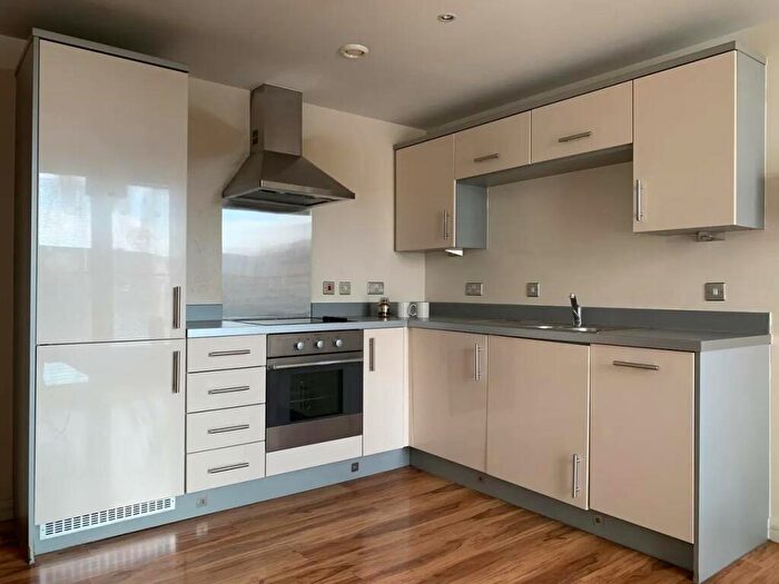 2 Bedroom Flat To Rent In Lansdowne Road, CR0