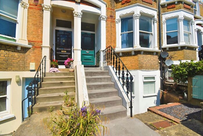 2 Bedroom Flat To Rent In Tressillian Road, London, SE4