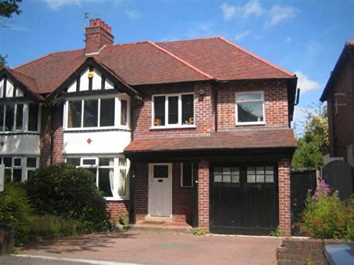 6 Bedroom Property To Rent In Manor Road North, Edgbaston, Birmingham, B16