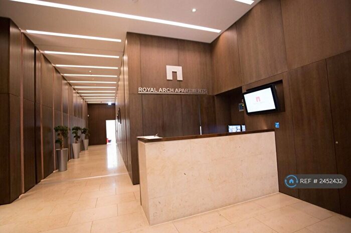 3 Bedroom Flat To Rent In Royal Arch Apartments, Birmingham, B1