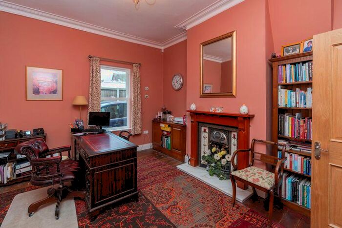 5 Bedroom Detached House For Sale In Station Road, Hagley, DY9