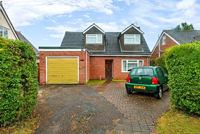 4 Bedroom Detached House For Sale In Rosebery Road, Tokers Green, Reading, RG4