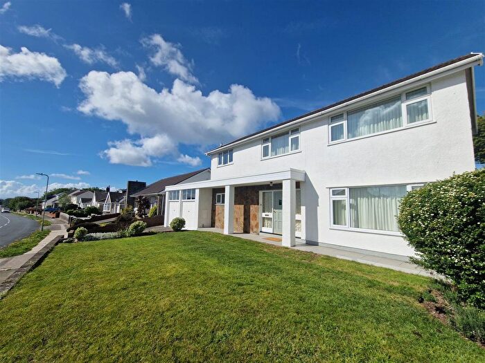 3 Bedroom Detached House For Sale In Fitzhamon Road, Porthcawl, CF36