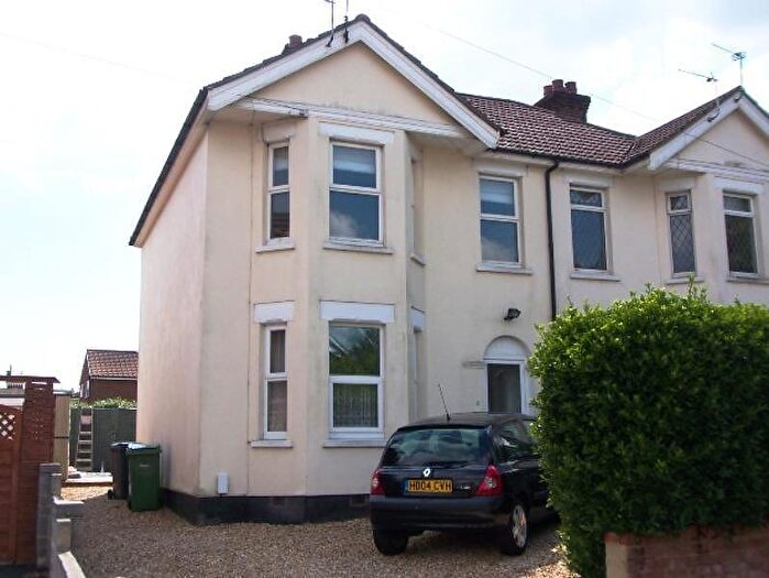 1 Bedroom Flat To Rent In Gorleston Road, Branksome, Poole, BH12