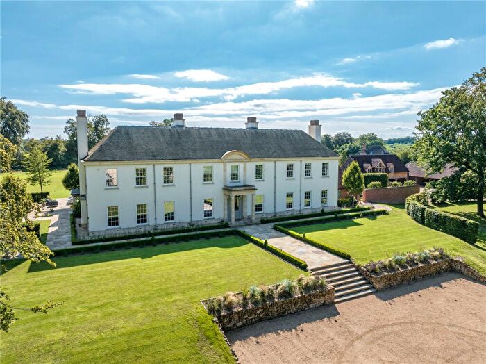 4 Bedroom Detached House For Sale In Swaines Hill, Alton, Hampshire, GU34