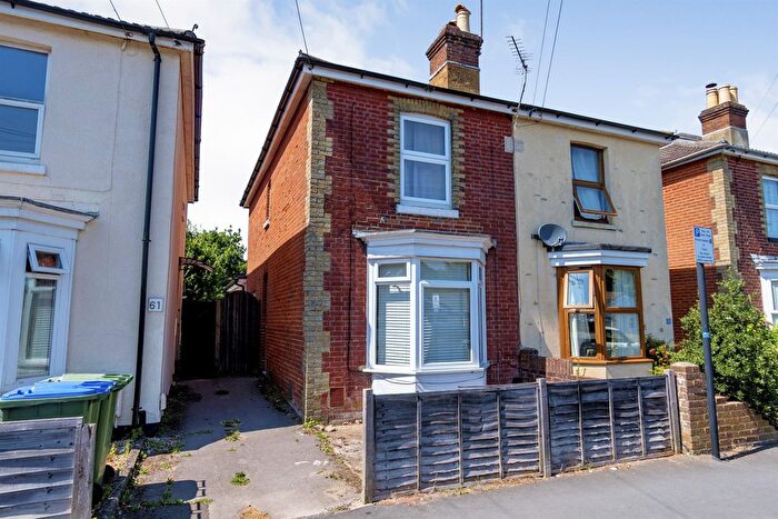 2 Bedroom Semi Detached House For Sale In Tremona Road, Southampton, SO16