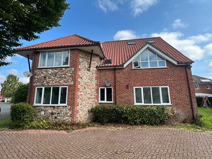 2 Bedroom Flat To Rent In Riverside Maltings, Diss, IP22