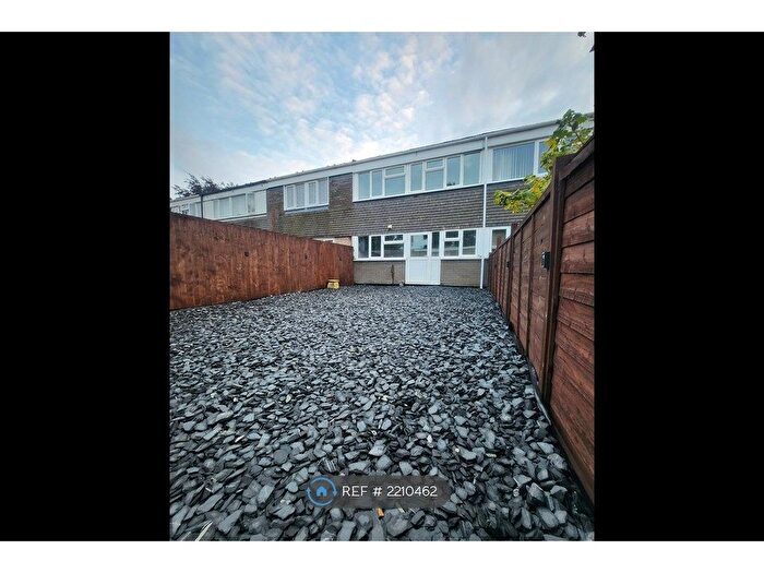 3 Bedroom Terraced House To Rent In Stockwood Lane, Bristol, BS14