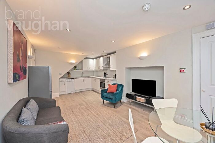 1 Bedroom Flat To Rent In Marine Parade, Brighton, BN2
