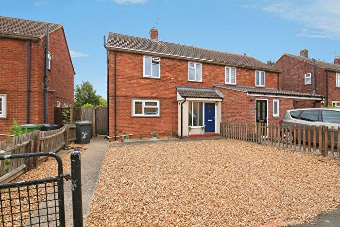 2 Bedroom Semi-Detached House For Sale In Tennyson Road, Peterborough, PE1