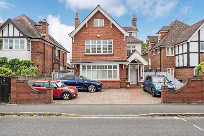 7 Bedroom Detached House To Rent In Walpole Road, Surbiton, KT6
