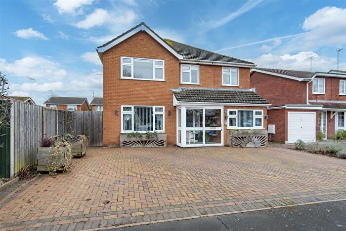 4 Bedroom Detached House For Sale In Quaker Lane, Spalding, PE11