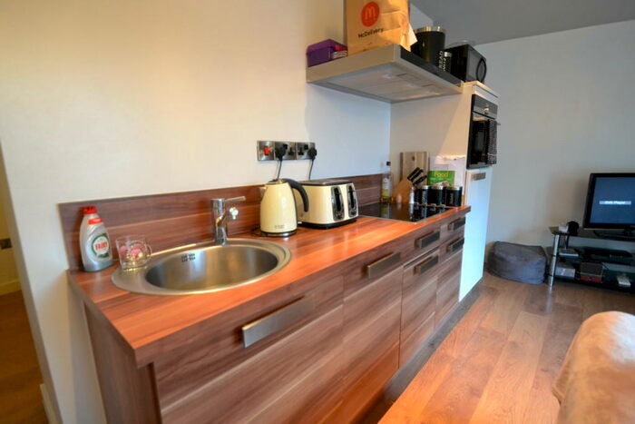 1 Bedroom Apartment To Rent In IQuarter, City Centre, Sheffield, S3